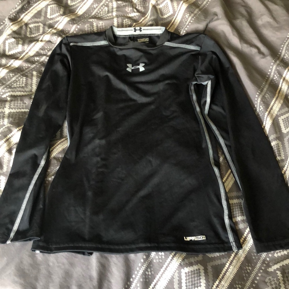 Boys under armour long sleeve heat gear